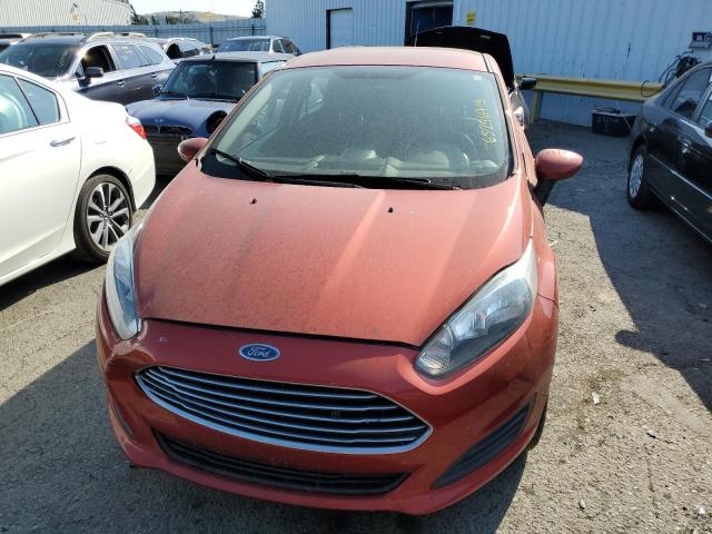 3FADP4EJ6KM118002 - 2019 FORD FIESTA SE RED photo 5