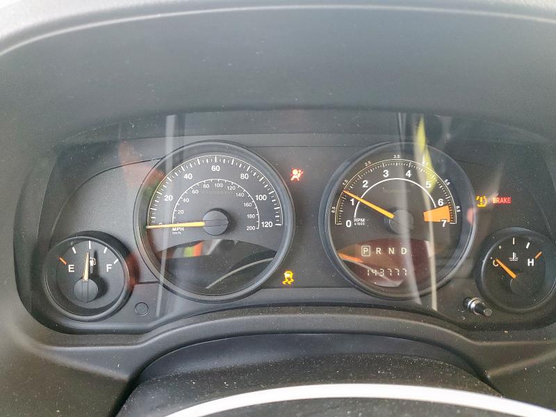 1C4NJRBB5GD670636 - 2016 JEEP PATRIOT SPORT WHITE photo 9