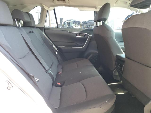 JTMR6RFV4MD020845 - 2021 TOYOTA RAV4 XLE SILVER photo 11