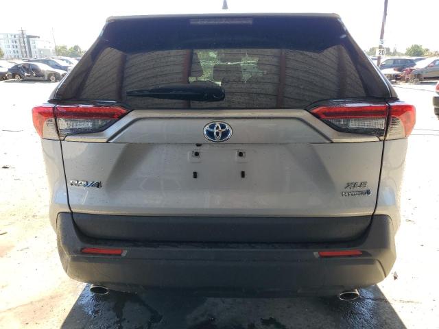 JTMR6RFV4MD020845 - 2021 TOYOTA RAV4 XLE SILVER photo 6