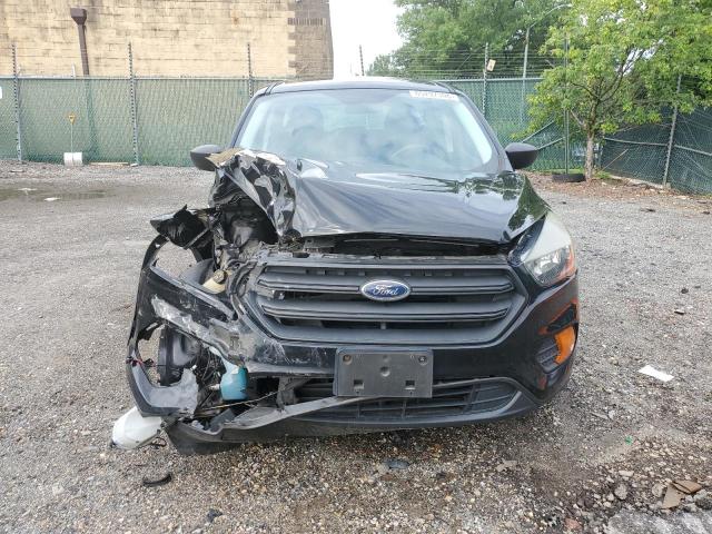 1FMCU0F74JUA49374 - 2018 FORD ESCAPE S BLACK photo 5