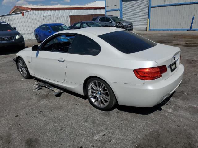 WBAKG7C53DJ437721 - 2013 BMW 335 I WHITE photo 2