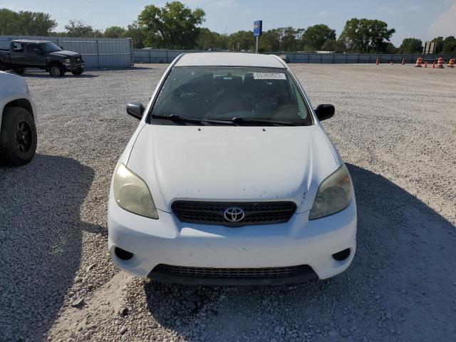 2T1KR32E26C586062 - 2006 TOYOTA COROLLA MA XR WHITE photo 5