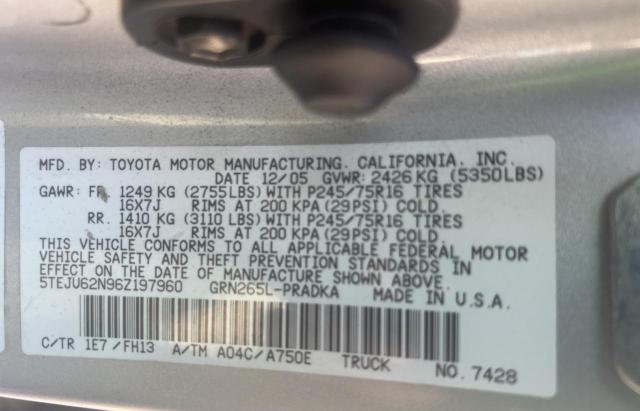 5TEJU62N96Z197960 - 2006 TOYOTA TACOMA DOUBLE CAB PRERUNNER SILVER photo 10