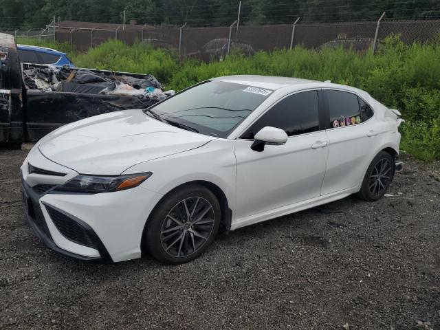 4T1G11AKXRU194796 - 2024 TOYOTA CAMRY SE NIGHT SHADE WHITE photo 1