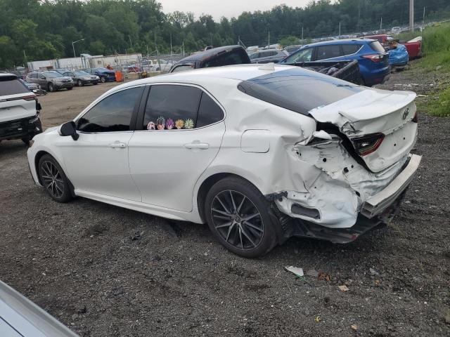 4T1G11AKXRU194796 - 2024 TOYOTA CAMRY SE NIGHT SHADE WHITE photo 2