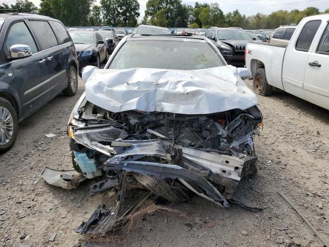4T1B11HK9JU016401 - 2018 TOYOTA CAMRY L WHITE photo 9