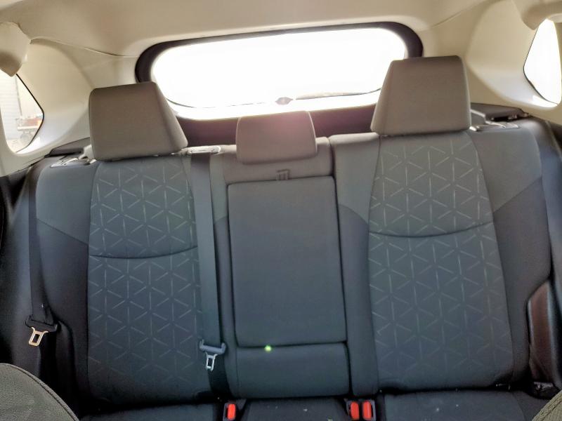 2T3W1RFV5RC292379 - 2024 TOYOTA RAV4 XLE WHITE photo 10