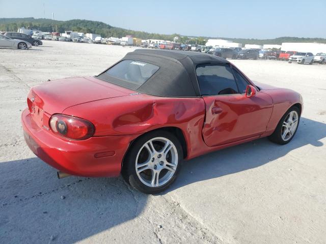 JM1NB353840400768 - 2004 MAZDA MX-5 MIATA BASE RED photo 3