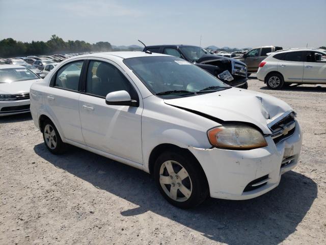 KL1TD5DE9AB099676 - 2010 CHEVROLET AVEO LS WHITE photo 4