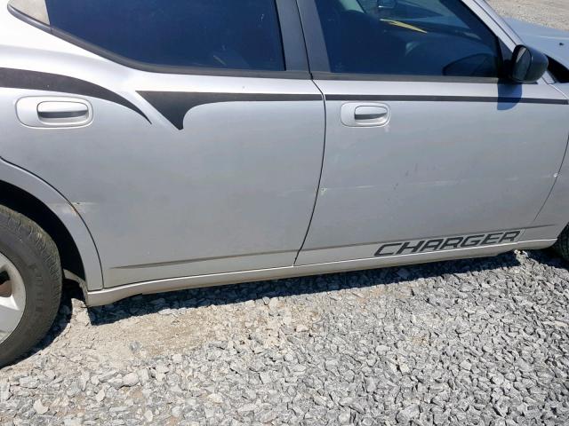 2B3KA43RX8H212887 - 2008 DODGE CHARGER SILVER photo 10