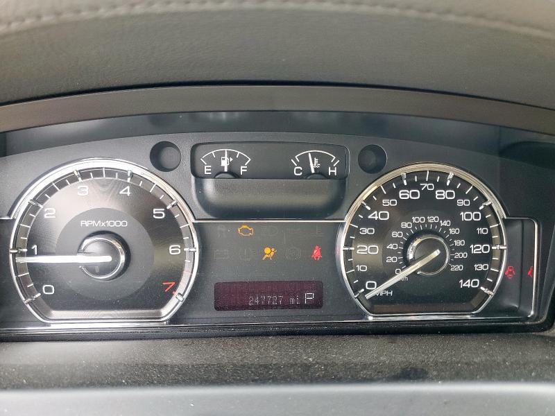 1LNHM94RX9G604286 - 2009 LINCOLN MKS WHITE photo 9