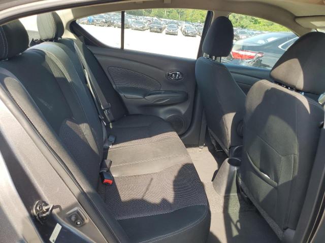 3N1CN7AP6KL831787 - 2019 NISSAN VERSA S 灰色 照片 10