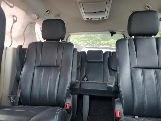 2C4RC1CG6FR638605 - 2015 CHRYSLER TOWN & COU TOURING L RED photo 10