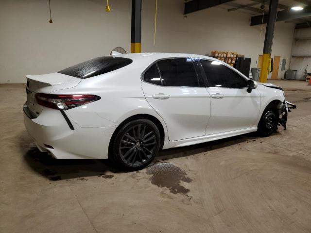 4T1K61AKXPU754891 - 2023 TOYOTA CAMRY XSE WHITE photo 3
