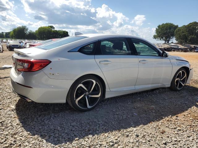 1HGCV1F3XJA215873 - 2018 HONDA ACCORD SPORT Beyaz fotoğraf 3