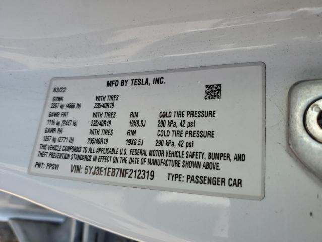 5YJ3E1EB7NF212319 - 2022 TESLA MODEL 3 WHITE photo 12