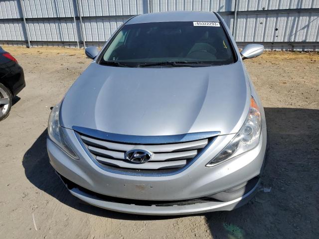 5NPEB4AC3EH807607 - 2014 HYUNDAI SONATA GLS SILVER photo 5