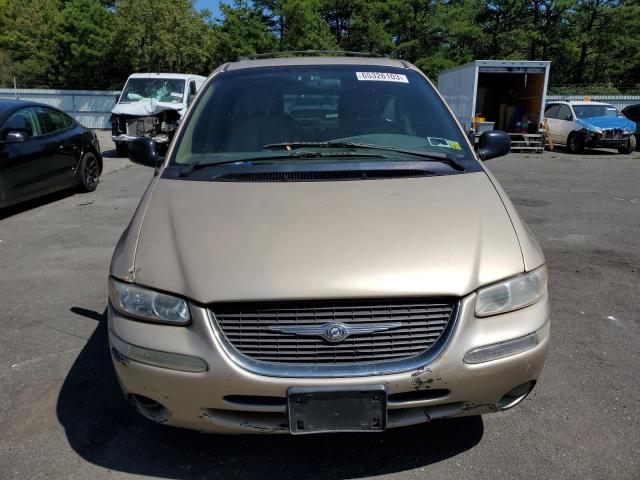 1C4GT54L1XB528958 - 1999 CHRYSLER TOWN AND C LX TAN photo 5