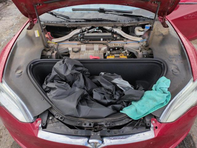 5YJSA1E27GF156408 - 2016 TESLA MODEL S Червоний фото 11