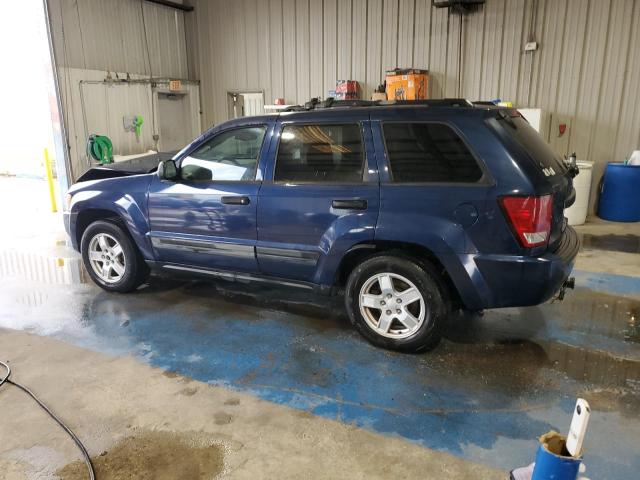 1J4GS48K15C505051 - 2005 JEEP GRAND CHER LAREDO أزرق صورة 2