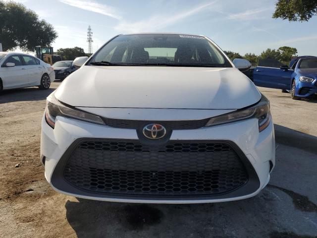 JTDEPRAE5LJ081575 - 2020 TOYOTA COROLLA LE WHITE photo 5