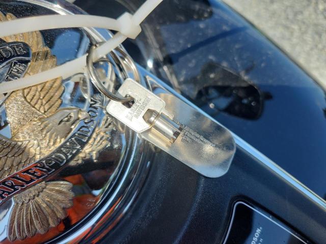 1HD1FCW145Y608132 - 2005 HARLEY-DAVIDSON FLHTCUI BLACK photo 8