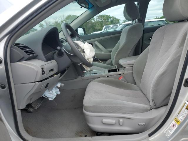 4T4BF3EK2AR041275 - 2010 TOYOTA CAMRY BASE SILVER photo 7