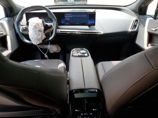 WB523CF08SCS88209 - 2025 BMW IX XDRIVE50 BLUE photo 8