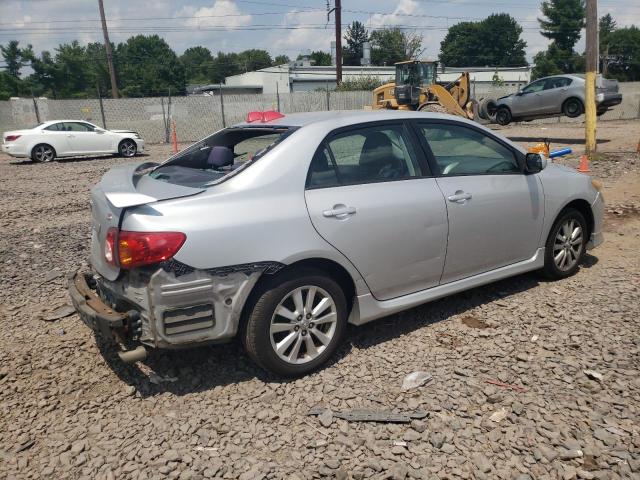 2T1BU4EE2AC445596 - 2010 TOYOTA COROLLA BASE SILVER photo 3