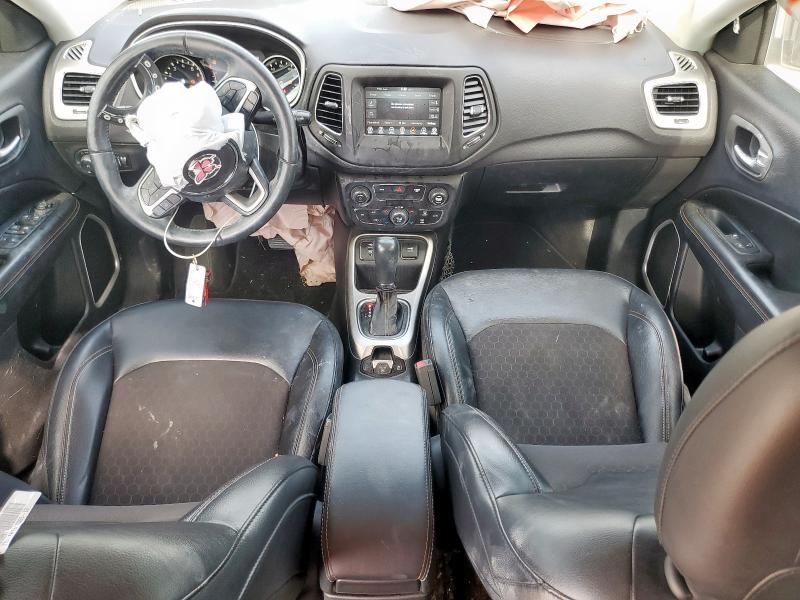 3C4NJCBB0HT643238 - 2017 JEEP COMPASS LATITUDE Қара фото 8