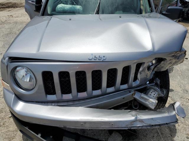 1C4NJPBB5GD652299 - 2016 JEEP PATRIOT SPORT SILVER photo 12