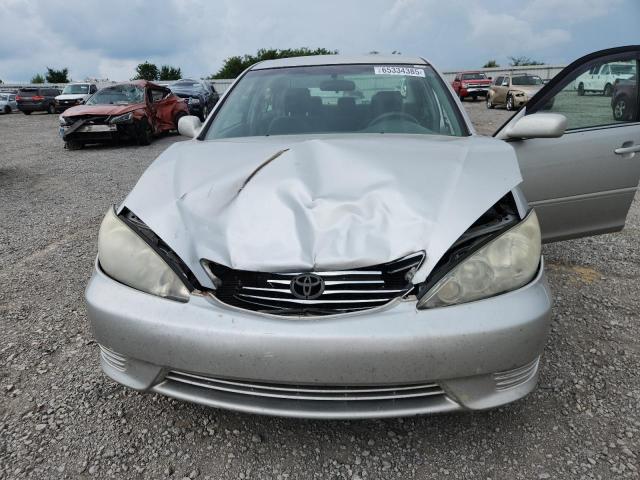 4T1BE30K76U115169 - 2006 TOYOTA CAMRY LE SILVER photo 11