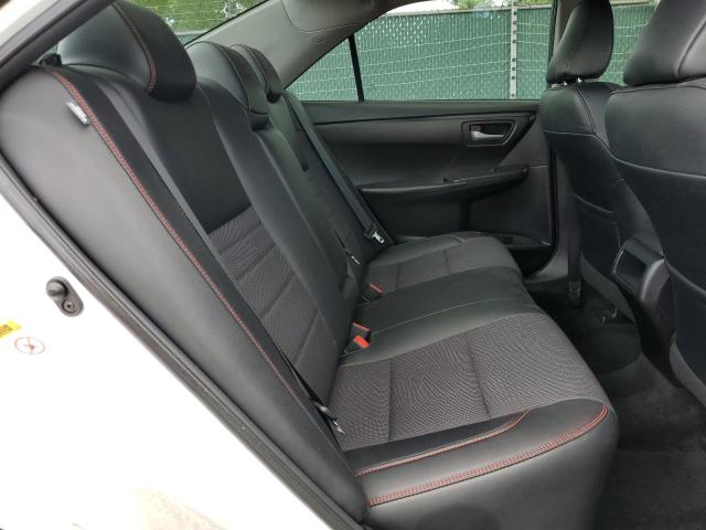 4T1BF1FK5GU132630 - 2016 TOYOTA CAMRY LE 白色 照片 10