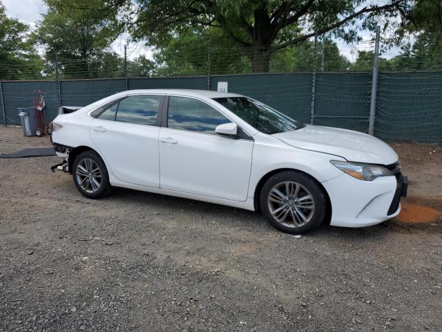 4T1BF1FK5GU132630 - 2016 TOYOTA CAMRY LE 白色 照片 4