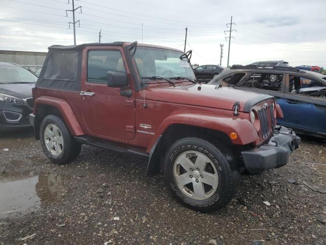 1J4FA541X7L204928 - 2007 JEEP WRANGLER SAHARA MAROON photo 4