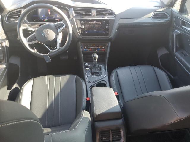 3VV3B7AX7PM137070 - 2023 VOLKSWAGEN TIGUAN SE 灰色 照片 8