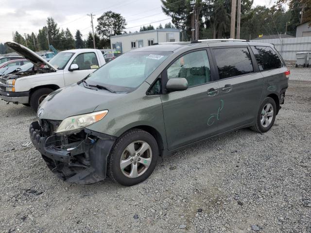 5TDKA3DC0CS015286 - 2012 TOYOTA SIENNA BASE GRAY photo 1