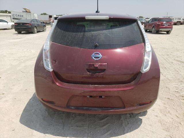 1N4BZ0CP7HC300903 - 2017 NISSAN LEAF S RED photo 6