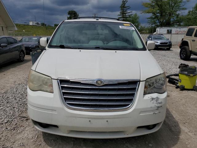 2A8HR54P58R791911 - 2008 CHRYSLER TOWN & COU TOURING WHITE photo 5