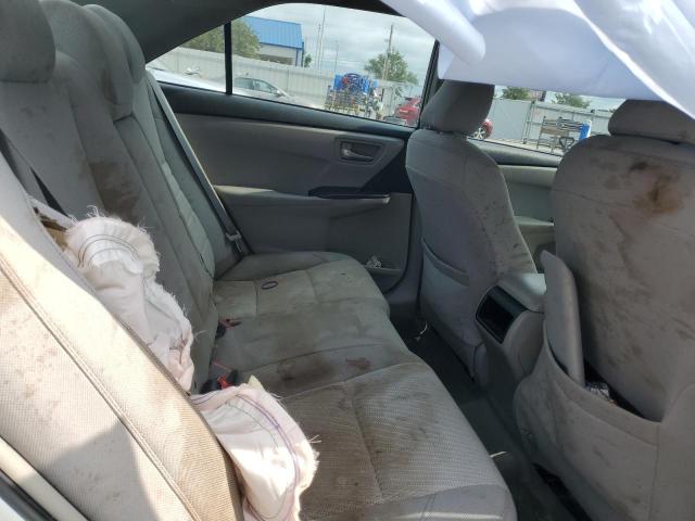 4T4BF1FK1FR475987 - 2015 TOYOTA CAMRY LE WHITE photo 10