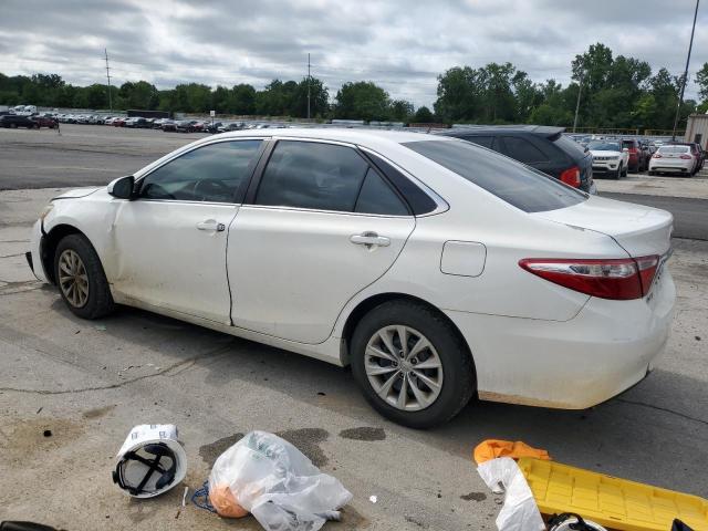 4T4BF1FK1FR475987 - 2015 TOYOTA CAMRY LE WHITE photo 2