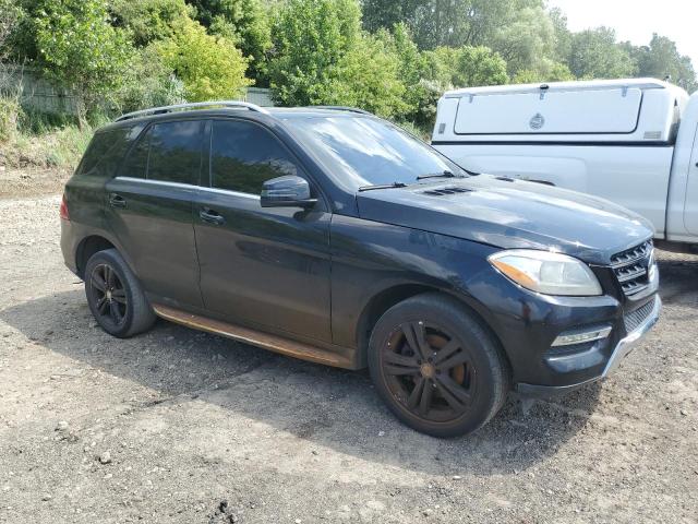 4JGDA5HB3FA548834 - 2015 MERCEDES-BENZ ML 350 4MATIC BLACK photo 4