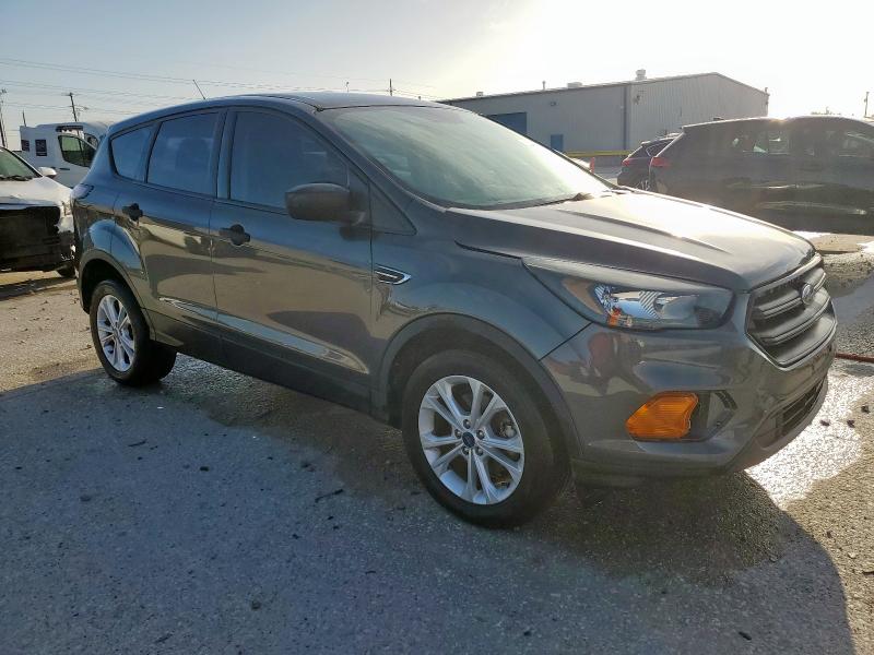 1FMCU0F78JUC34298 - 2018 FORD ESCAPE S 石墨色 照片 4