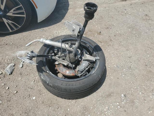 WBY2Z6C59KVB83155 - 2019 BMW I8 WHITE photo 12