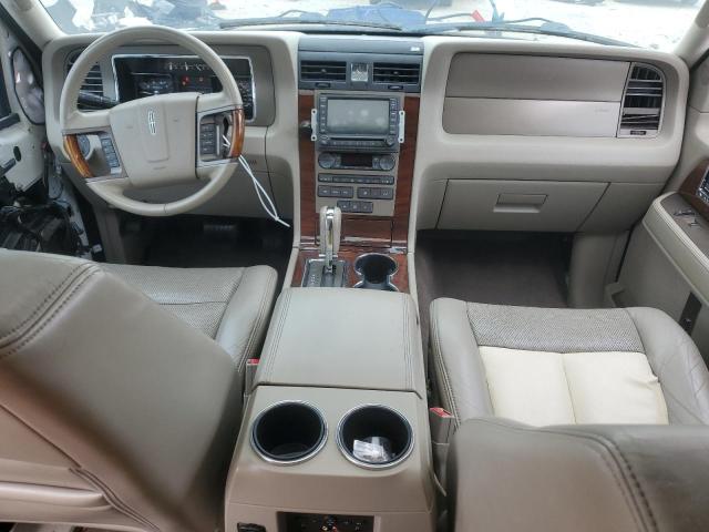 5LMJJ2J52CEL01151 - 2012 LINCOLN NAVIGATOR WHITE photo 8