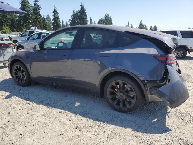7SAYGDEE7PF900094 - 2023 TESLA MODEL Y ნაცრისფერი ფოტო 2