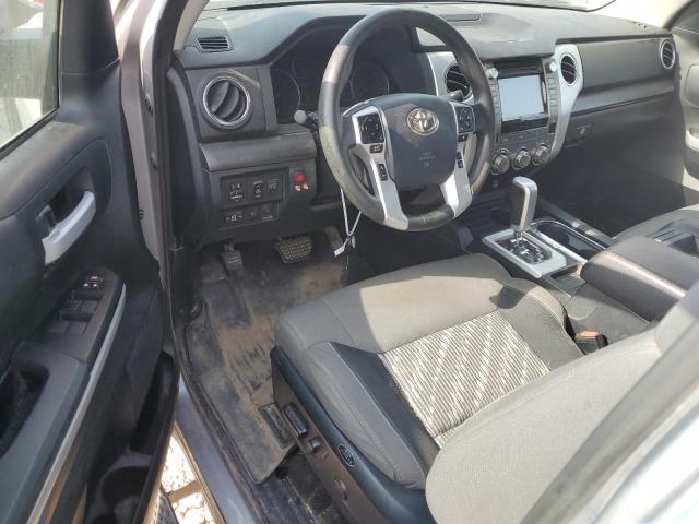 5TFRM5F12KX137007 - 2019 TOYOTA TUNDRA DOUBLE CAB SR/SR5 SILVER photo 8