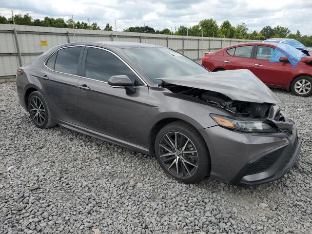 4T1G11AK7PU822066 - 2023 TOYOTA CAMRY SE NIGHT SHADE GRAY photo 4
