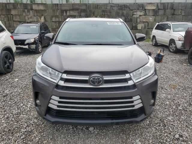 5TDJZRFH2JS869807 - 2018 TOYOTA HIGHLANDER SE Gri fotoğraf 5